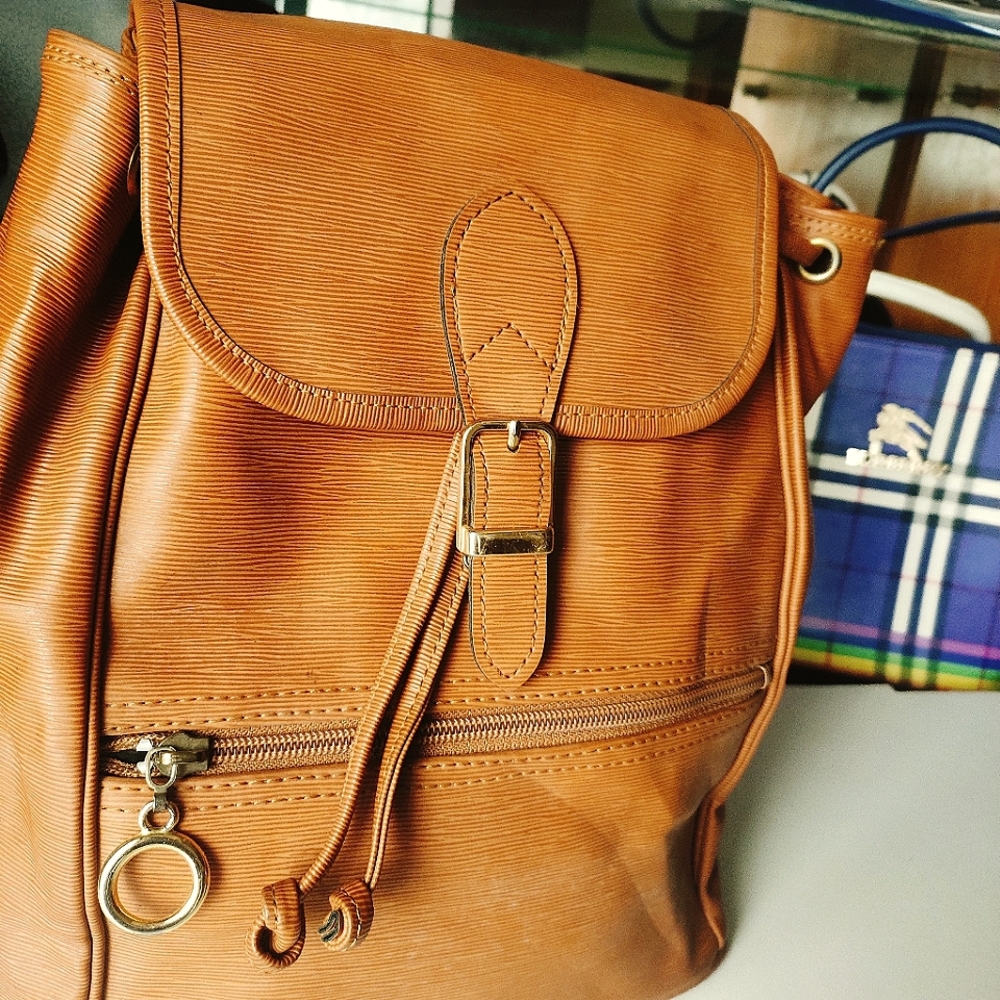 Louise Vuitton's Epi leather Authentic 'via demizon' backpack - fixed price - Picture 5 of 14